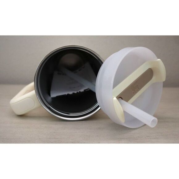 Stanley 40oz Cream The Flowstate Quencher H2.0 Stainless Steel Tumbler - Picture 10 of 11